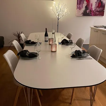 Nydelig Ved Sjoen Med Oppvarmet Basseng برغن