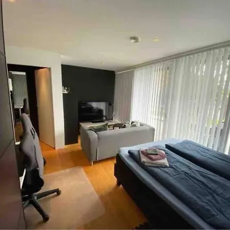 Nydelig Ved Sjoen Med Oppvarmet Basseng * Bergen