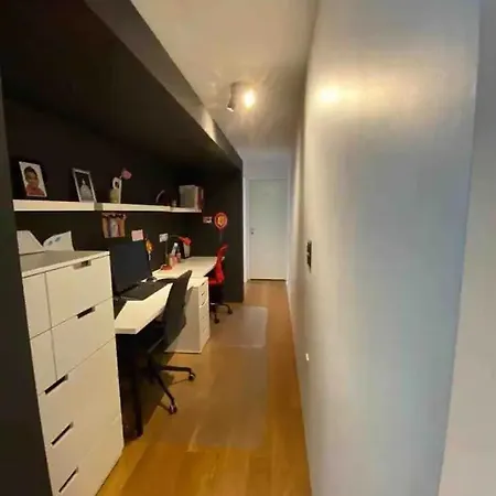 Vila Nydelig Ved Sjoen Med Oppvarmet Basseng Bergen