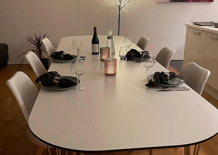 Nydelig Ved Sjoen Med Oppvarmet Basseng ברגן