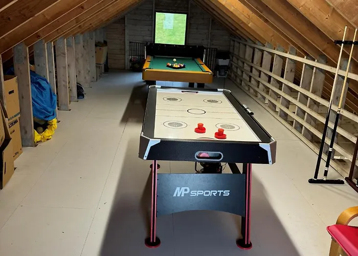 Nydelig Ved Sjoen Med Oppvarmet Basseng *